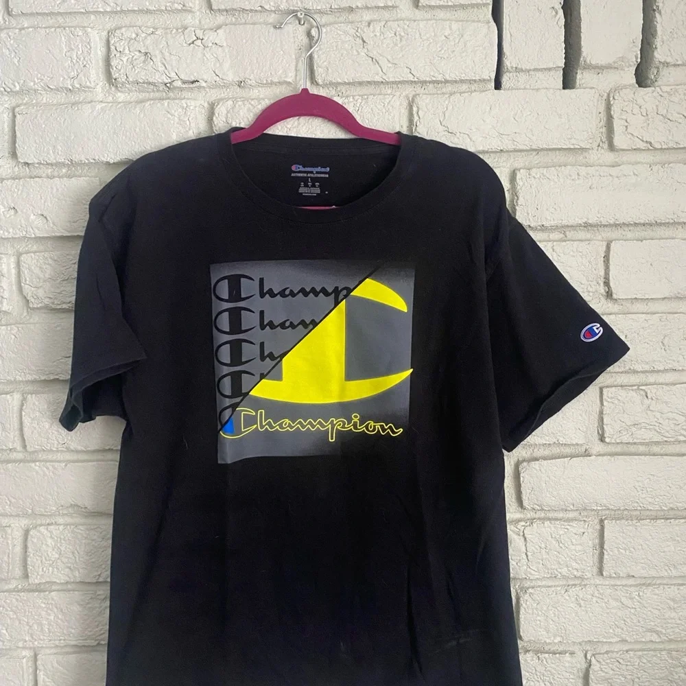 Champion Black and Yellow Short Sleeve Tee with Graphic Design